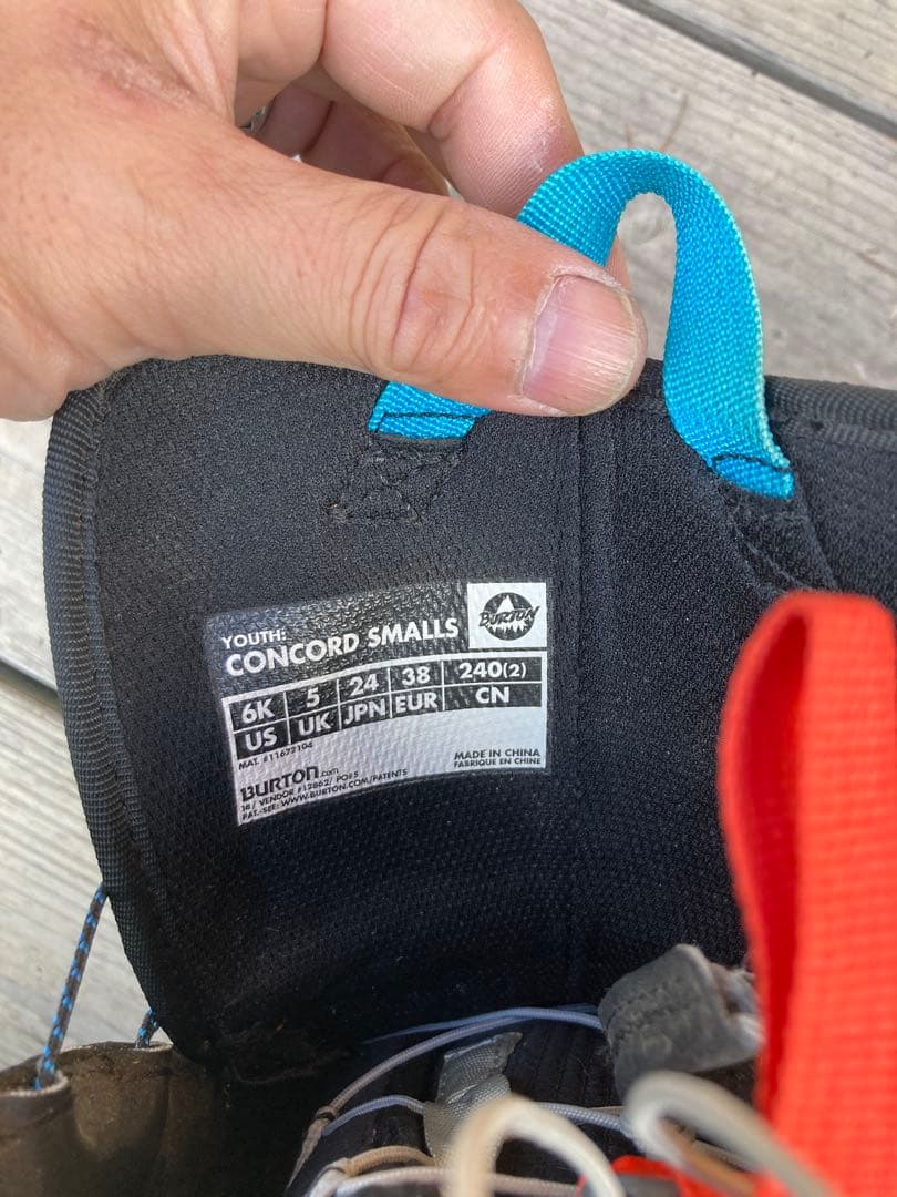 Burton Concord smalls 子供用スノーボードブーツ