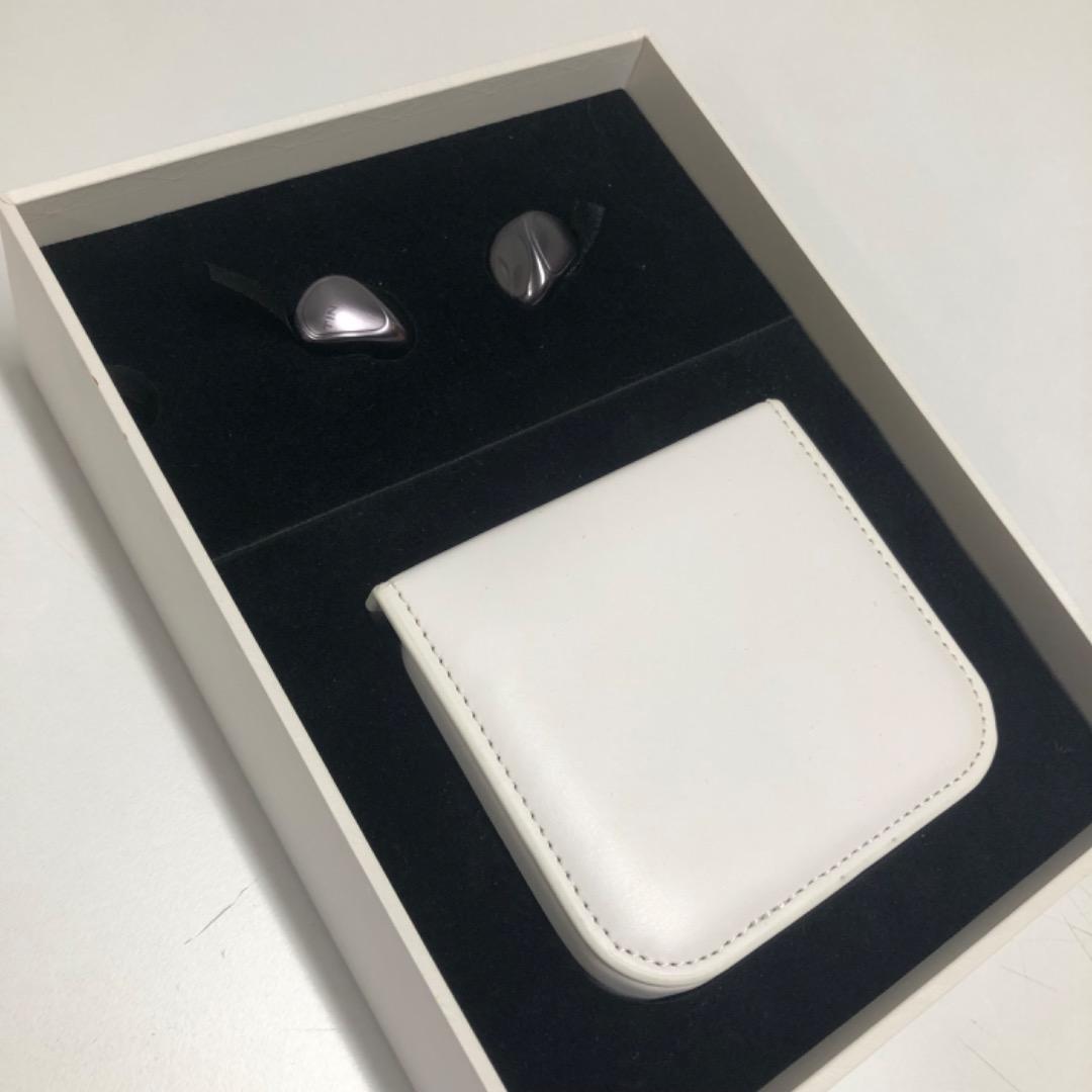 Tin HiFi イヤホン