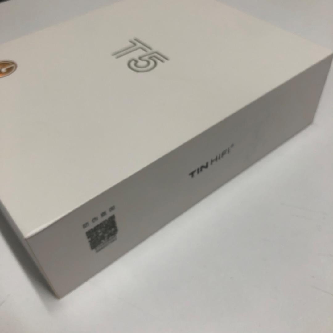 Tin HiFi イヤホン