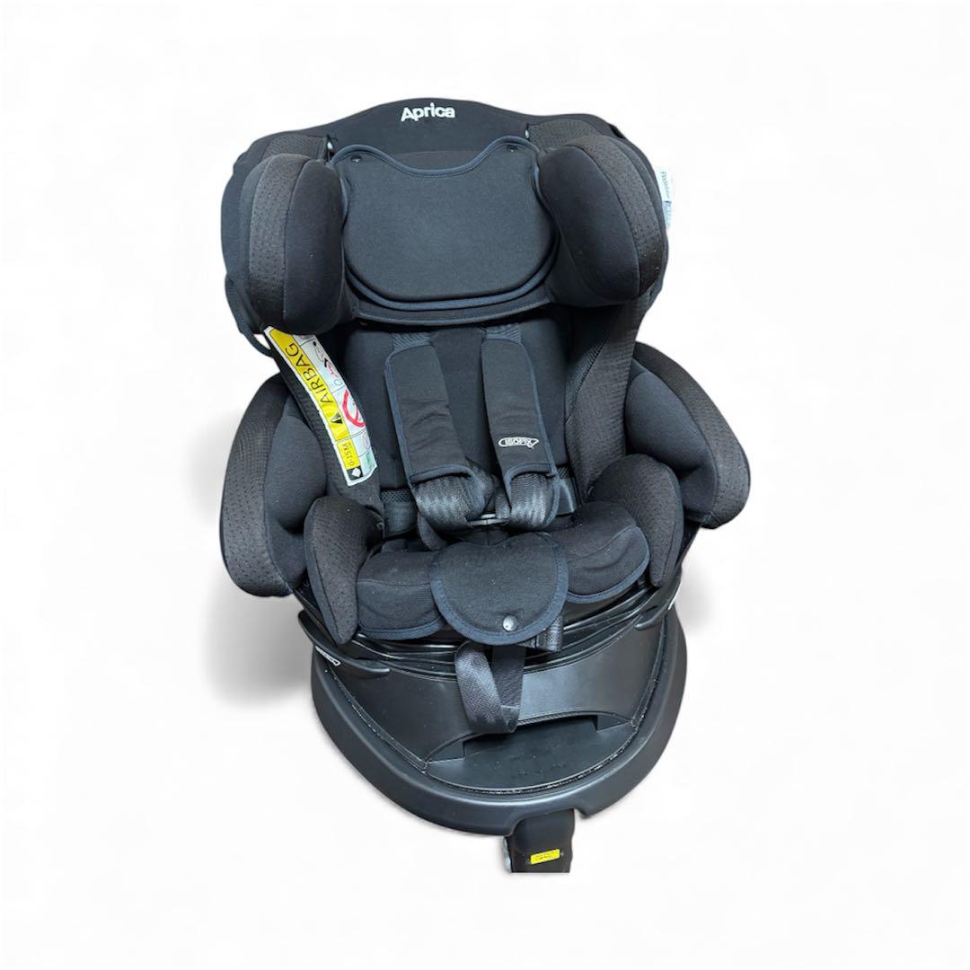 アップリカ　チャイルドシート　フラディアグロウ　セーフティプラス　ブラック