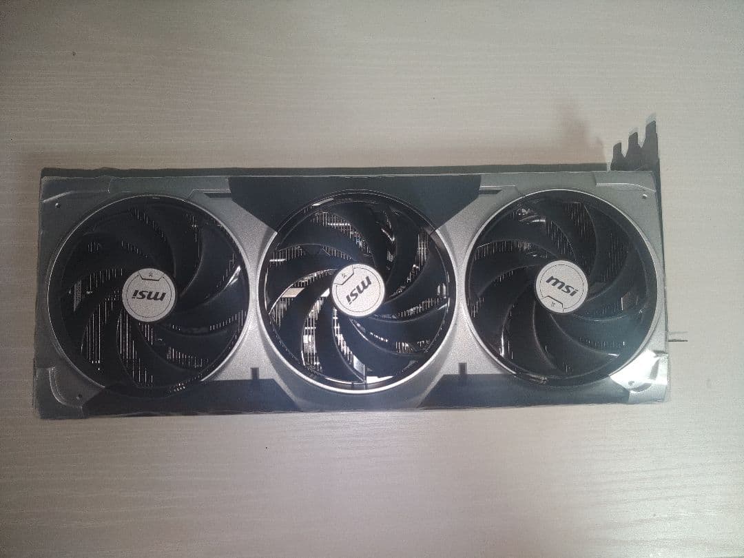 グラフィックボード・グラボ・ビデオカード GeForce RTX 5090 32G VENTUS 3X OC