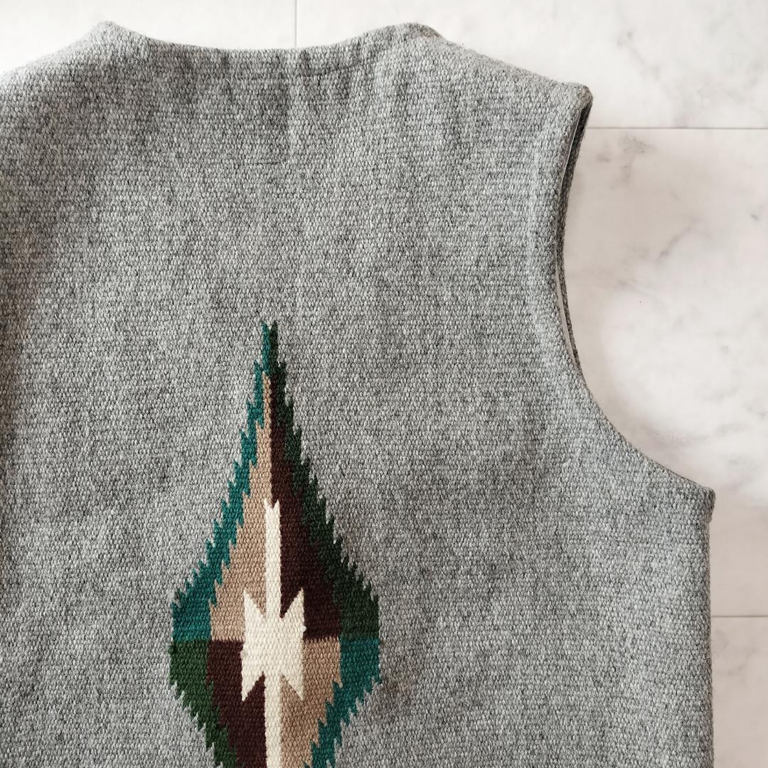 美品 オルテガ 人気カラーグレー 38 スクエアフロントチマヨベスト ポケット