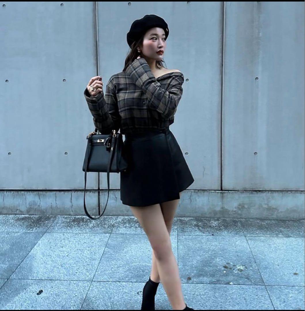 お値下げ！シェリエsheller レザー スカート ラップ キュロット wrap