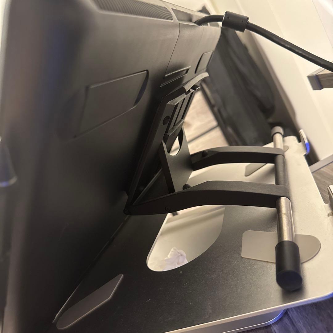 Wacom Cintiq 16 DTK-1660 本体＋スタンド