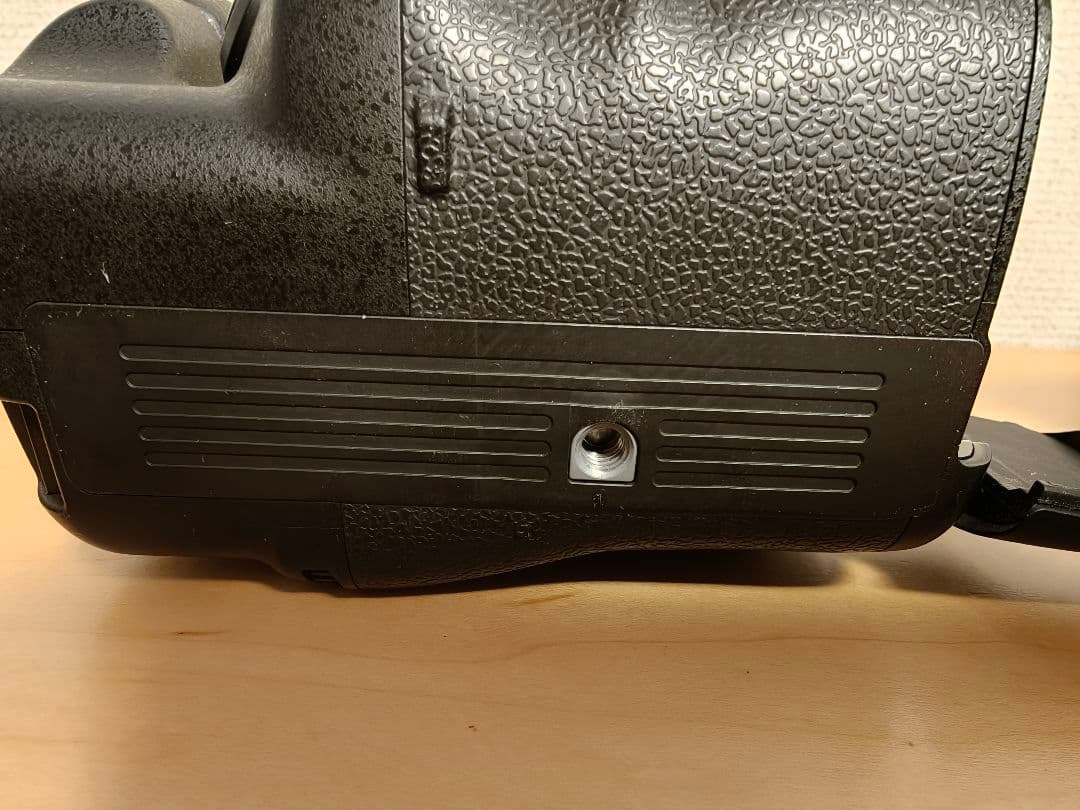 SONY α77 SLT-A77V + VG-C77AM　+　HVL-F42AM