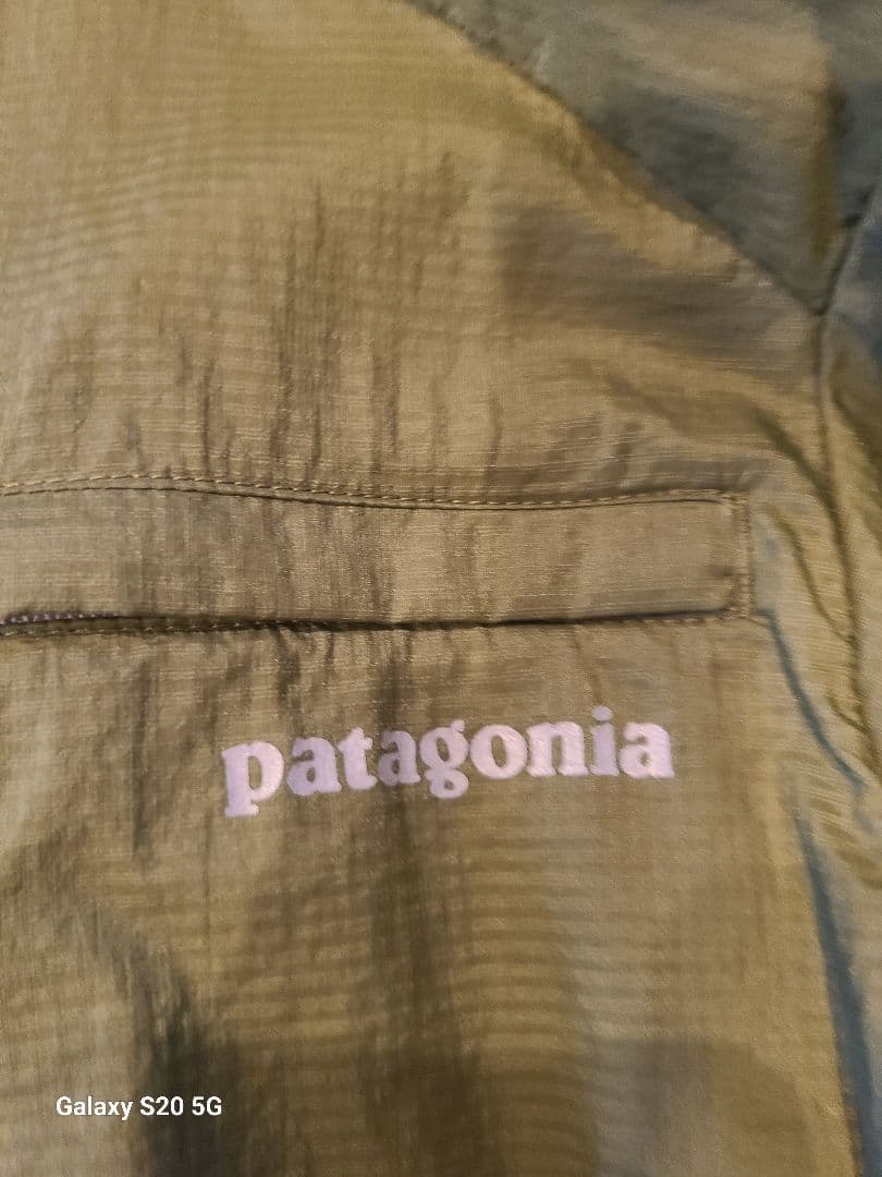 未使用　patagonia メンズ ナイロンジャケット XS オリーブグリーン