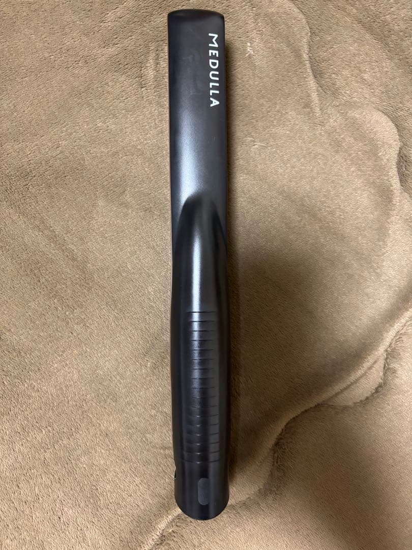 【._.ページ】MEDULLA ヘアアイロン ブラック 専用スタンド付き