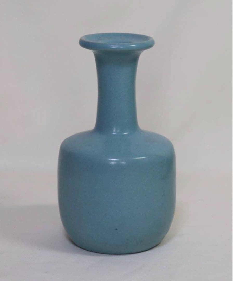 中国四大名窯 宋代汝窯天青釉長頸瓶奉華在铭