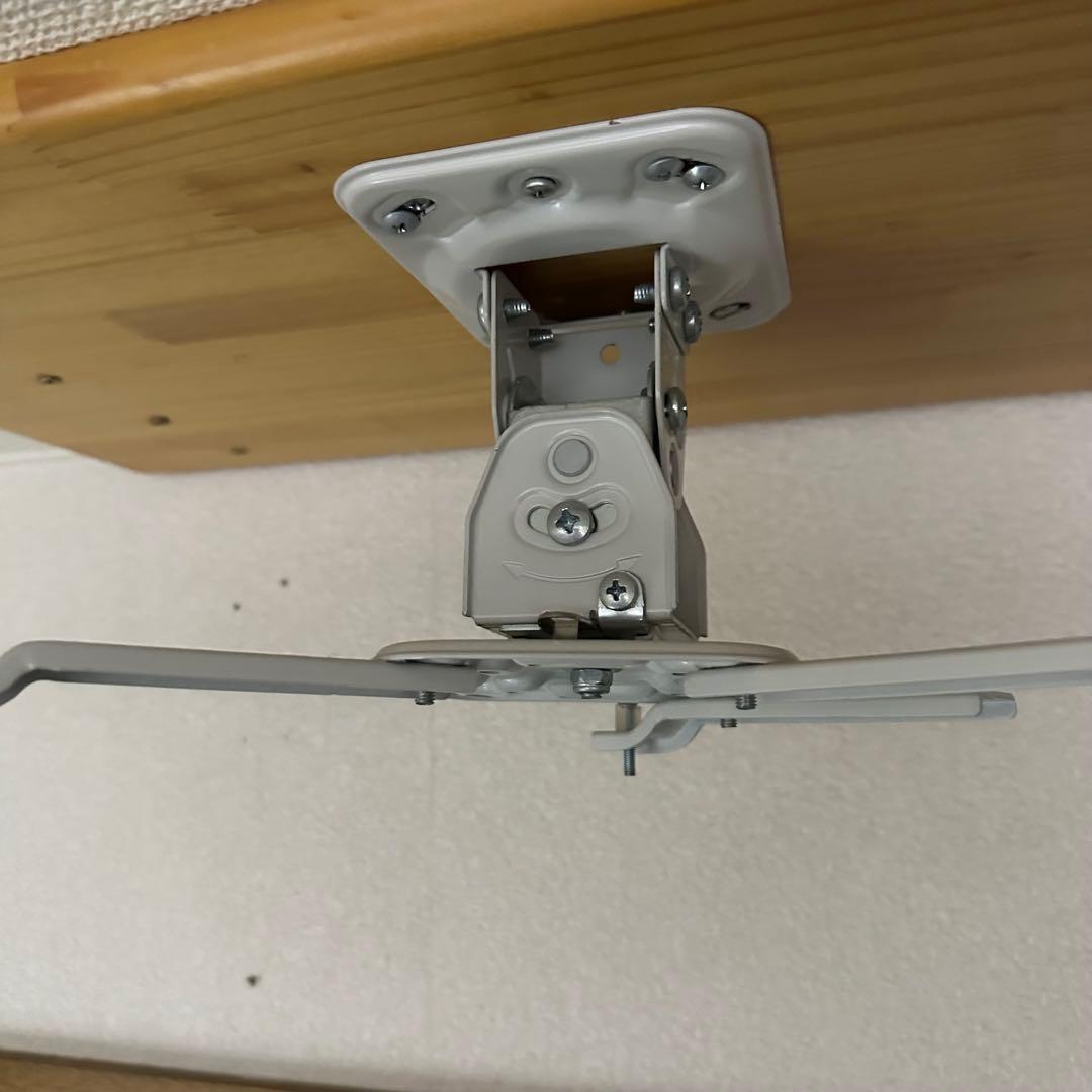 EPSONプロジェクター　EH-TW5650　ランプ点灯時間109H