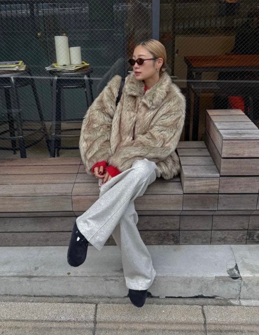 ungrid ボリュームデザインファーコート ベージュ