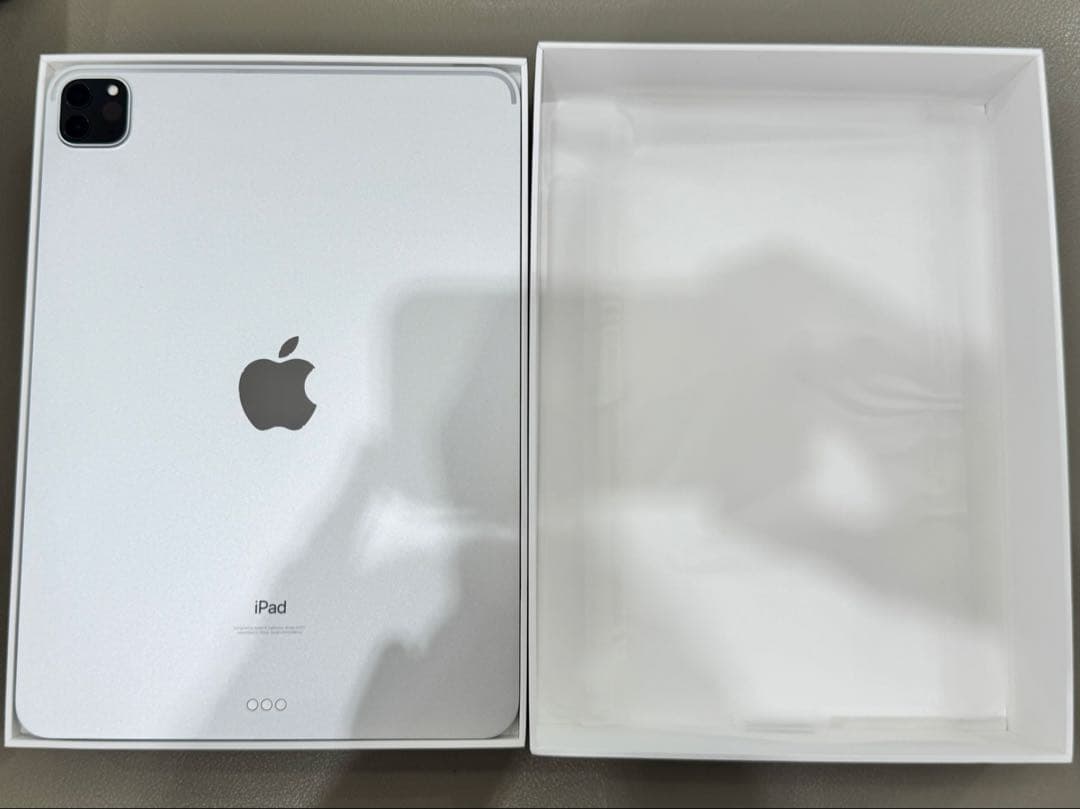 iPad Pro 11インチ 第三世代 M1 256GBシルバー WiFiモデル