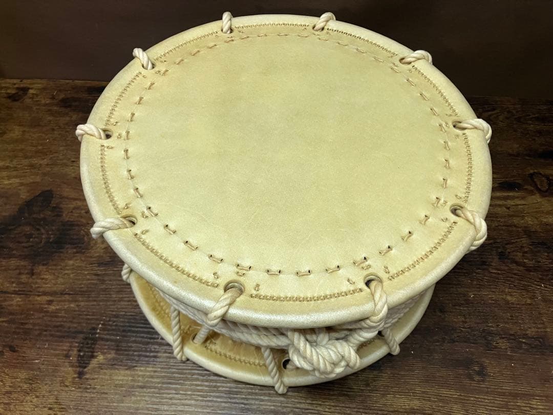 締太鼓（直径35cm）バチ・台座付き