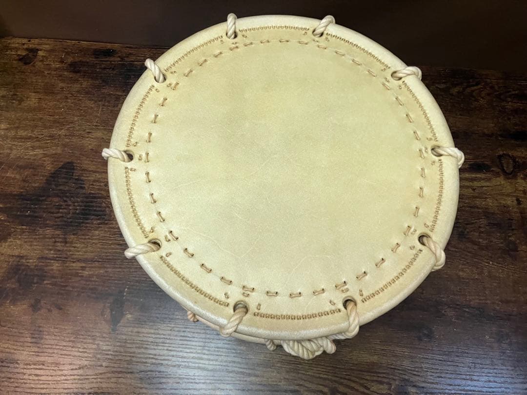 締太鼓（直径35cm）バチ・台座付き