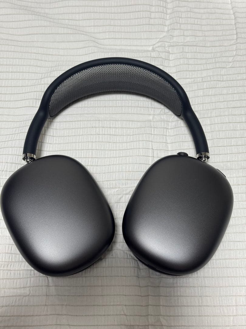 美品Apple AirPods Max ワイヤレスヘッドホン　Lightning