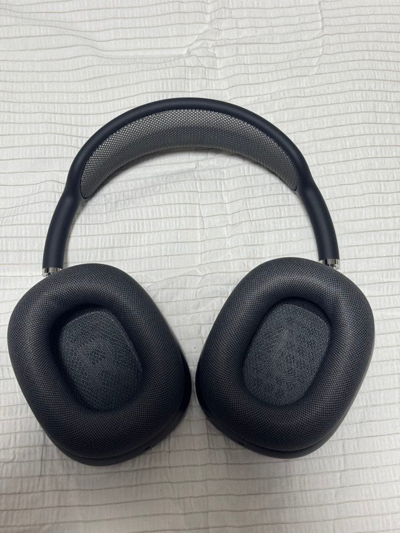 美品Apple AirPods Max ワイヤレスヘッドホン　Lightning