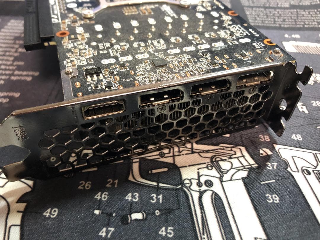 グラフィックボード・グラボ・ビデオカード NVIDIA GeForce RTX 4060 Ti 8GB Palit