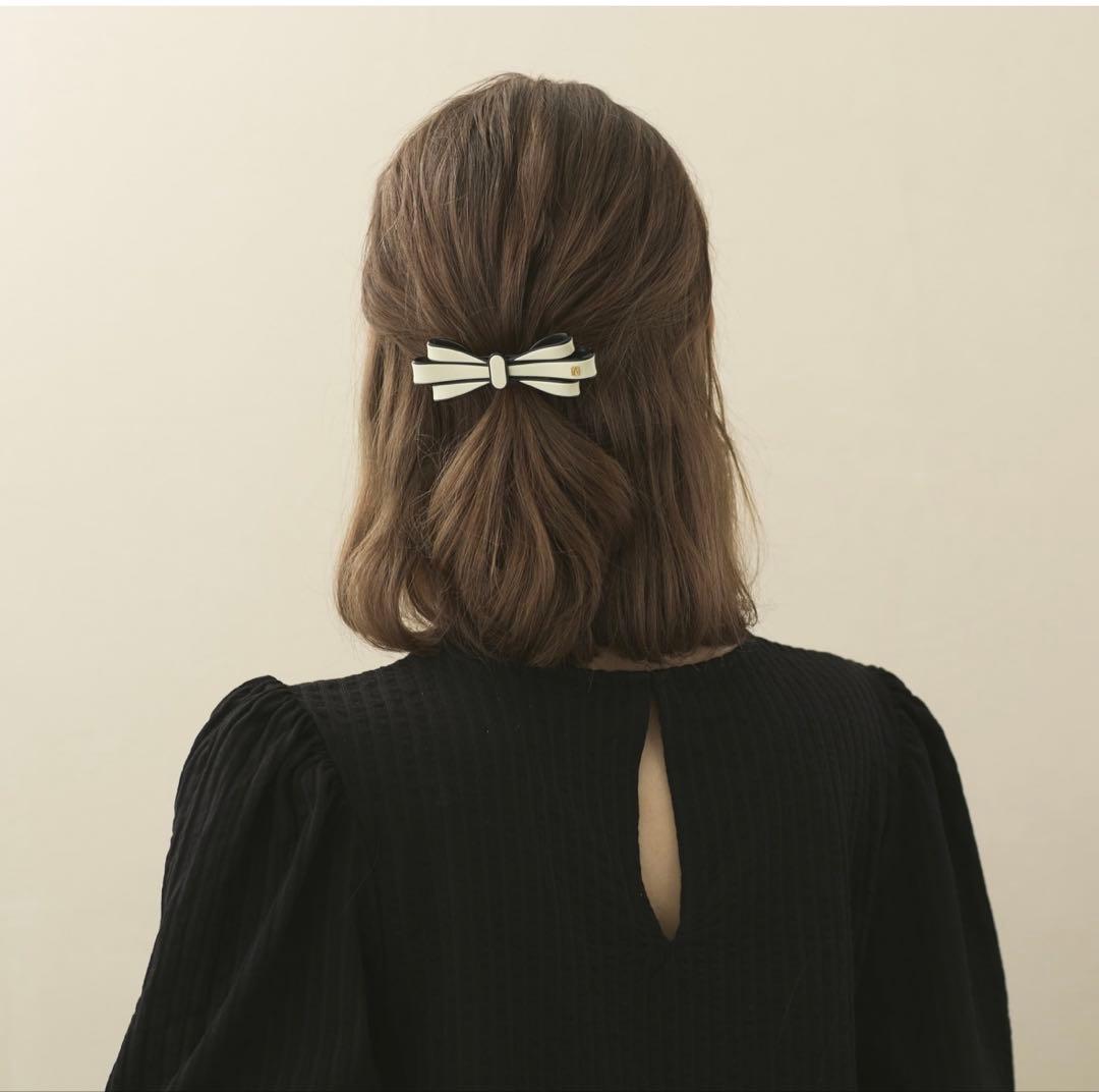 【新品】 LISERAI リボンヘアアクセサリー 8cm ベージュ×ブラック