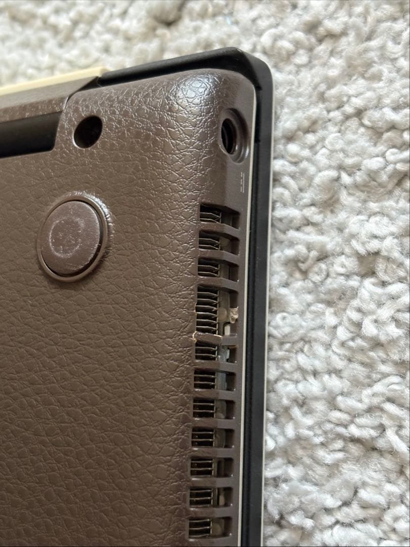 富士通 ノートPC シルバー/ブラウン