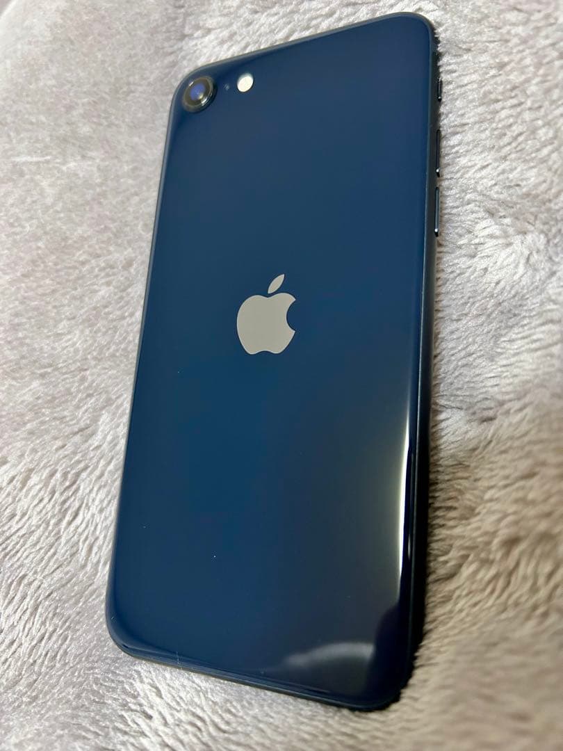 iPhone SE 第3世代 ミッドナイト 64GB SIMフリー 本体のみ