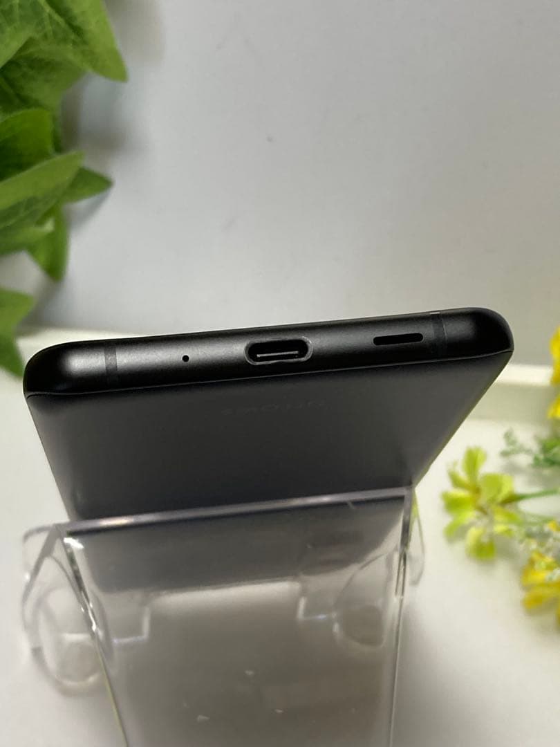 ドコモ SIMフリー ARROWS N F-51Cスマホ本体 ネイビー⭐️