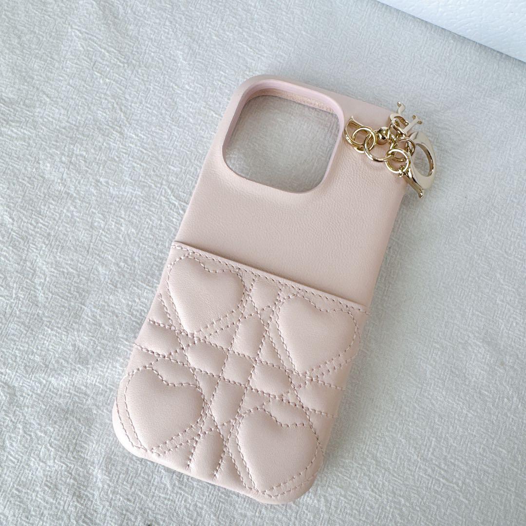 新品　DIOR iPhone 16 Pro ケース　ハートカナージュ