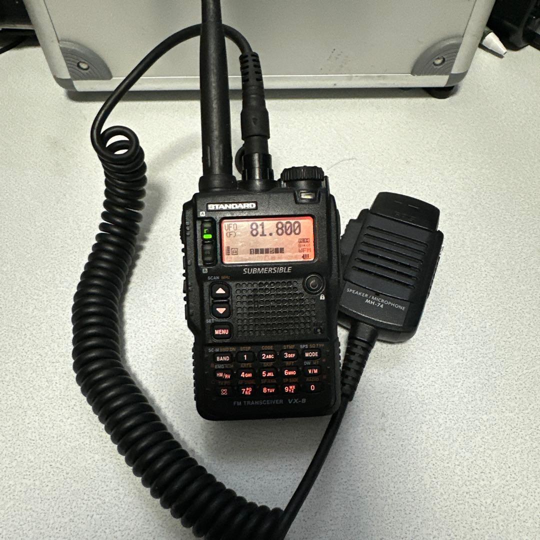 八重洲無線 VX-8D