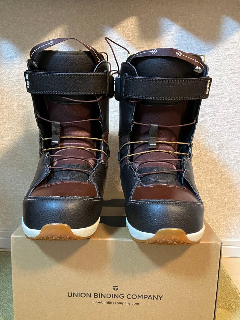 ディーラックス スノーボードブーツ 24.5cm