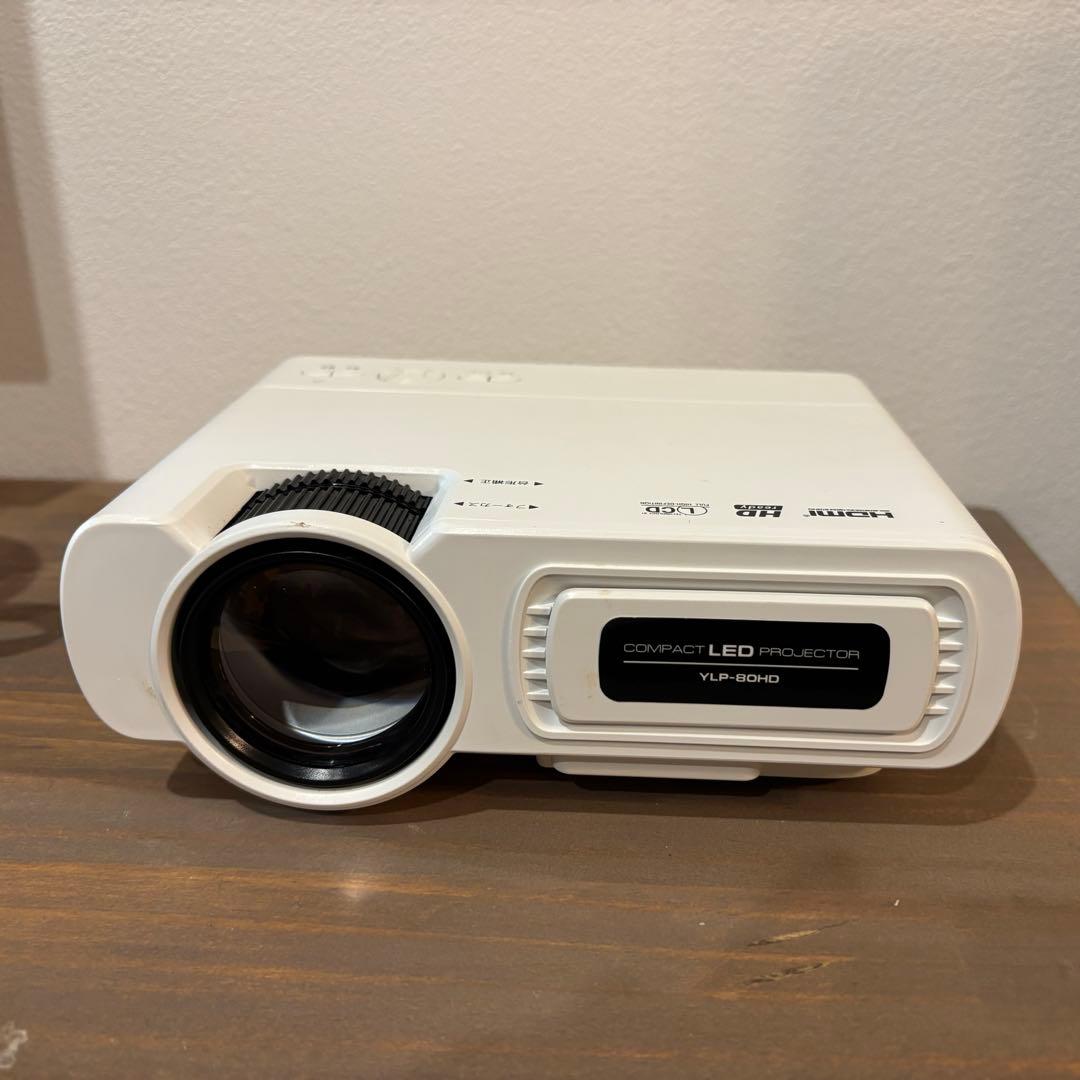 美品　国産　動作確認済みプロジェクター