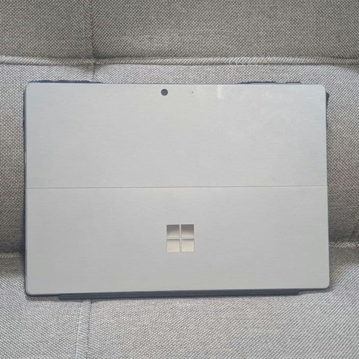 【訳あり】Surface Pro 7 i5 8GB 128GB タイプカバー付c