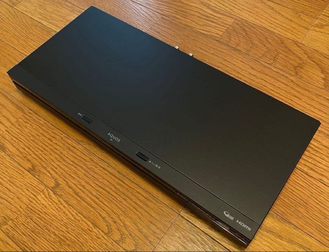 最上位機種3番組同時録画SHARPブルーレイレコーダー 2B-C10BT1