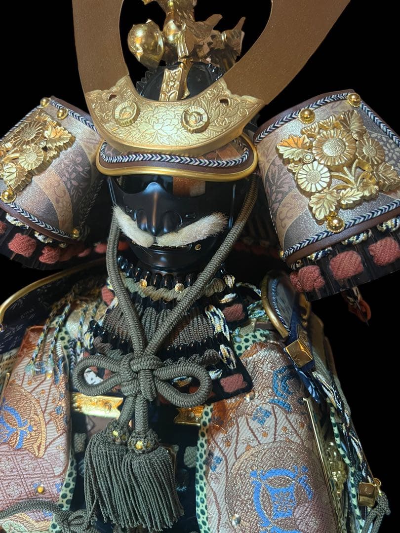 チャリティー出品中美品　五月人形　雛匠 東玉製 13号伊勢　鎌倉時代 大鎧飾
