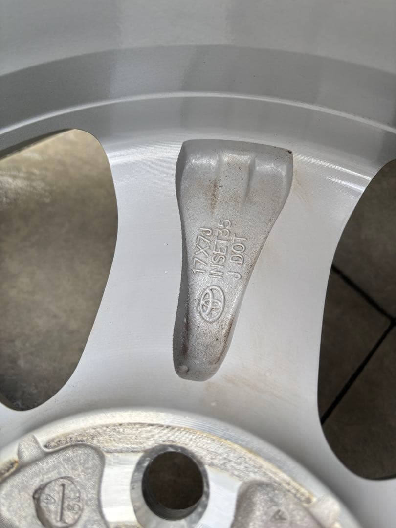 RAV4 50系　純正ホイールタイヤセット225/65/ 17インチ　送料込み