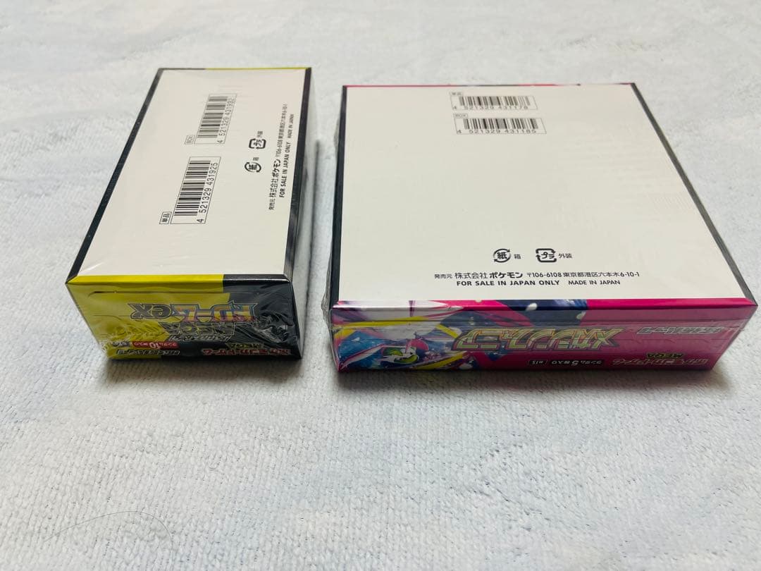 シュリンク付きのポケモンカードゲーム メガドリームEXとメガシンフォニア