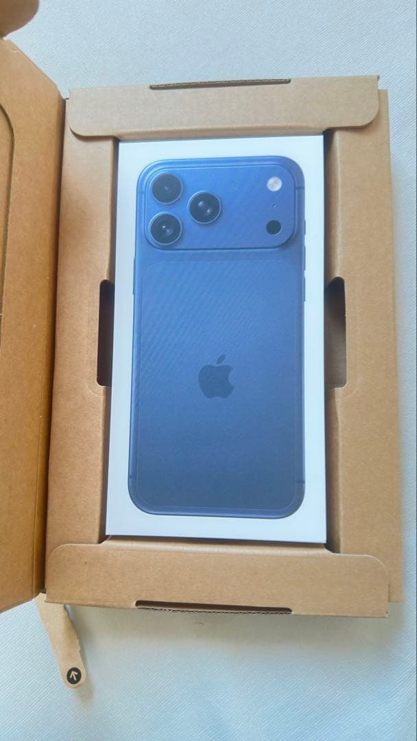 iPhone 17 Pro Max ダークブルー 本体