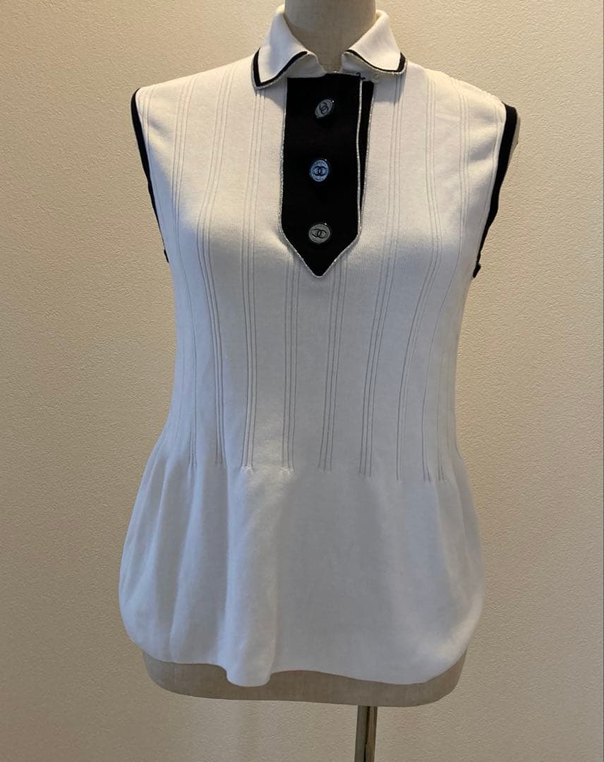 未使用ノースリーブ ホワイト ポロシャツ