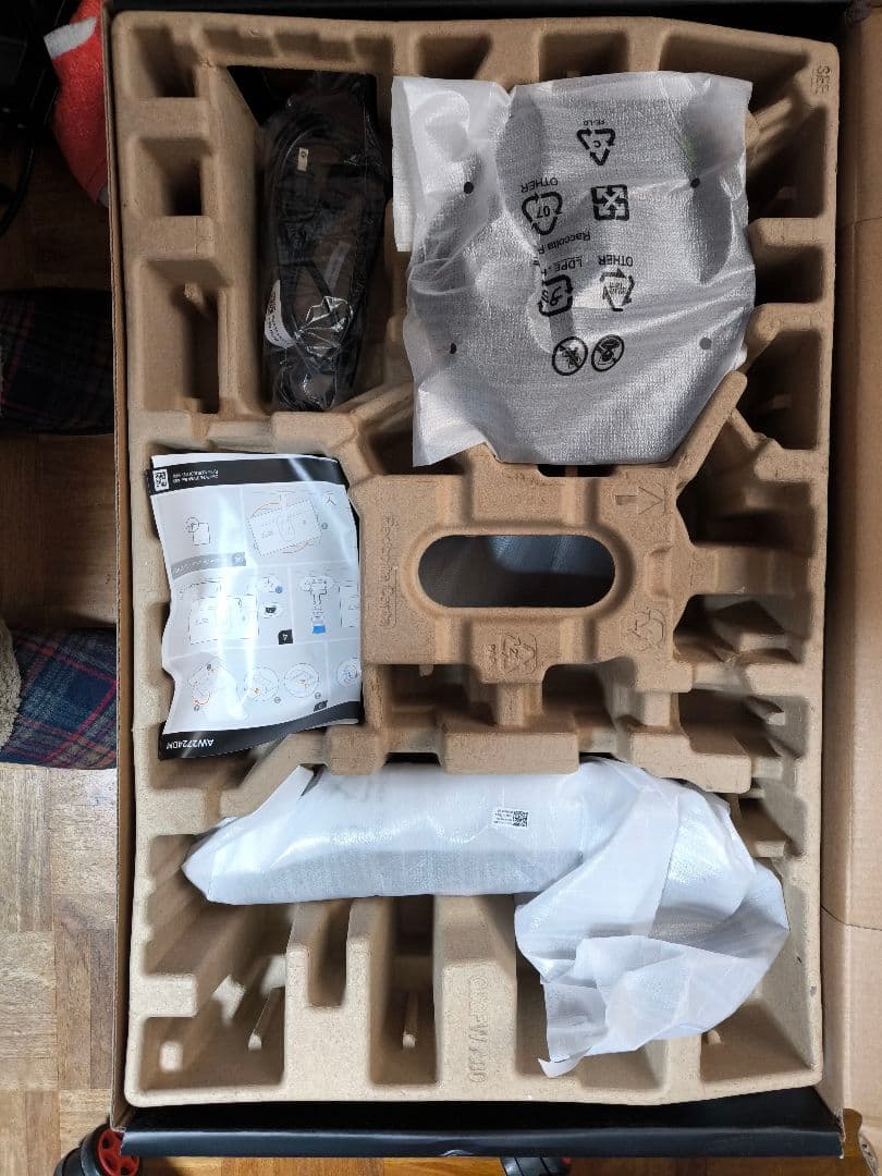 Alienware AW2724DM 27インチ ゲーミングモニター