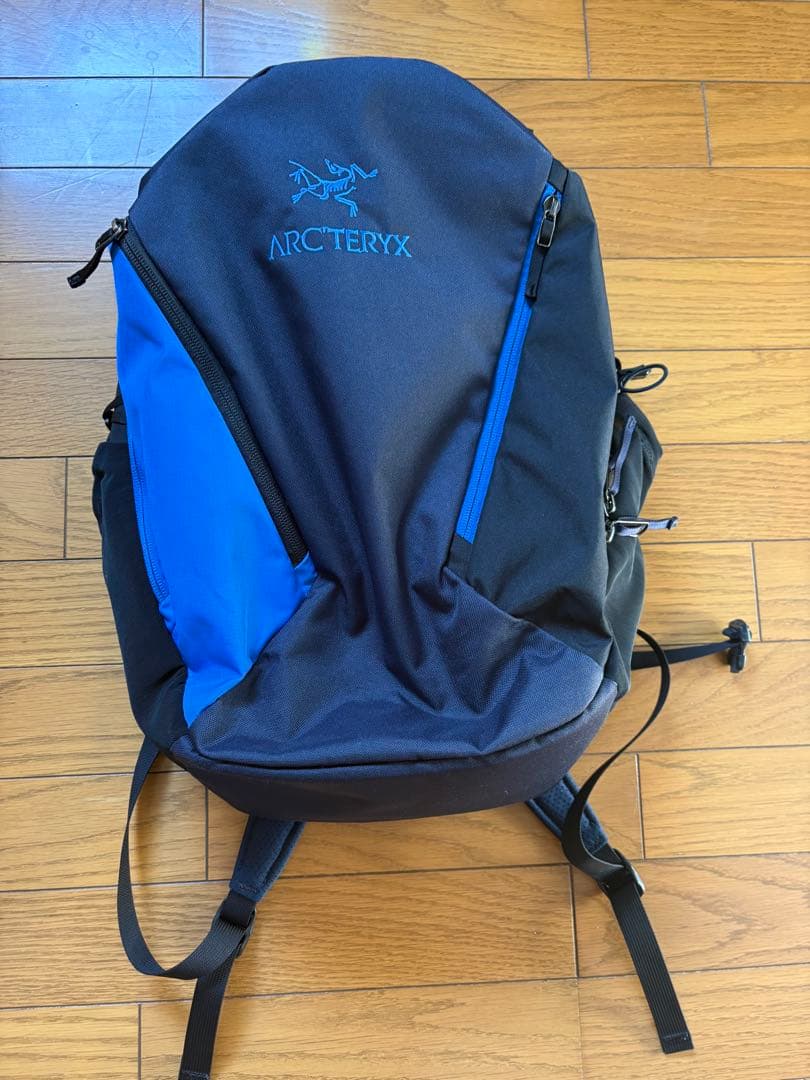 ARC'TERYX マンティス26 beams別注