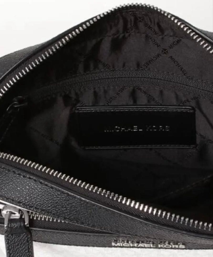 マイケルコース　ショルダーバッグ　メンズ