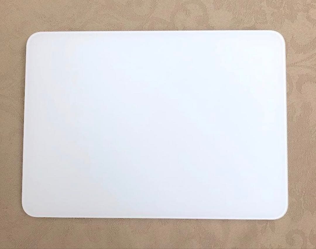 極上優良品｜最新｜USB-C｜Magic Trackpad 4｜APPLE｜純正