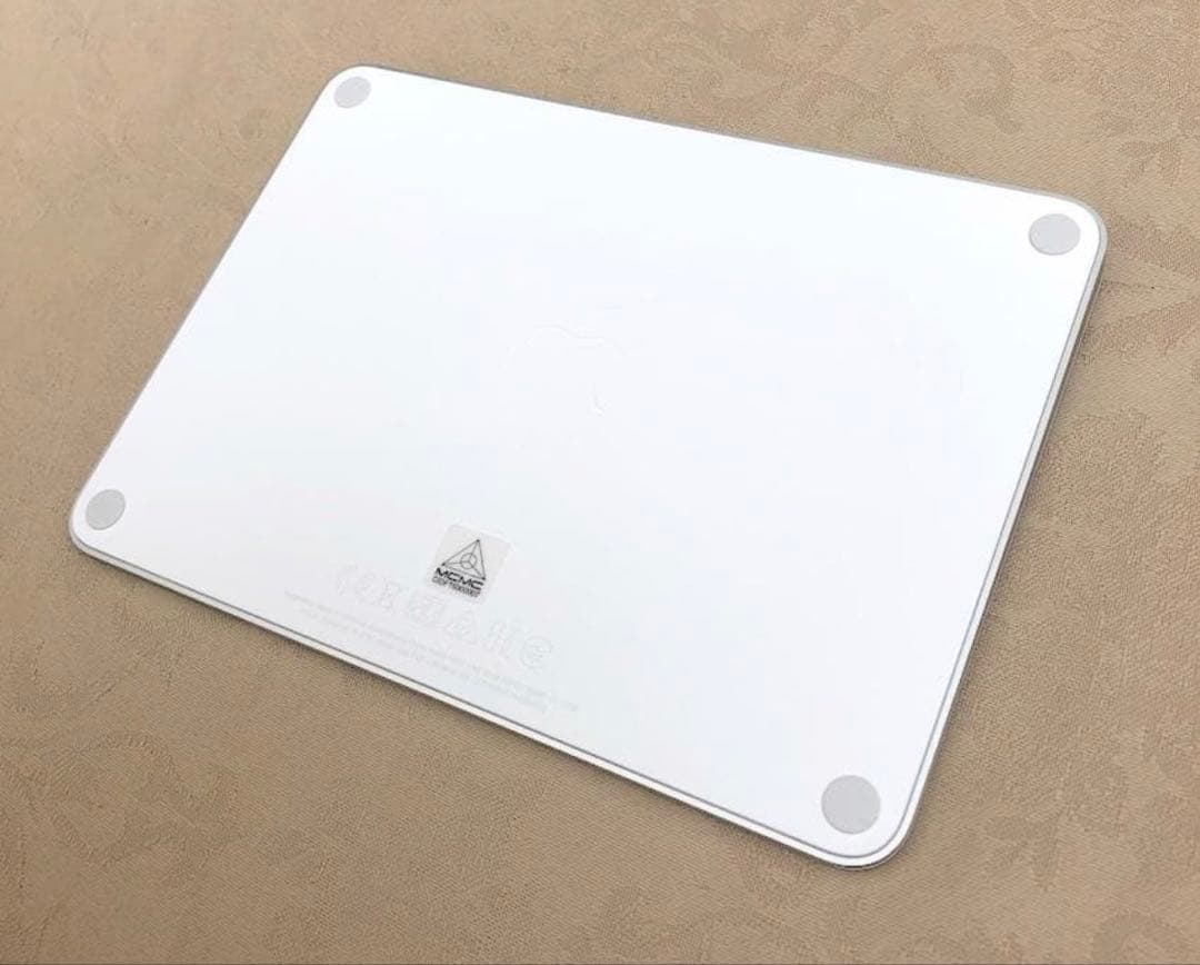 極上優良品｜最新｜USB-C｜Magic Trackpad 4｜APPLE｜純正