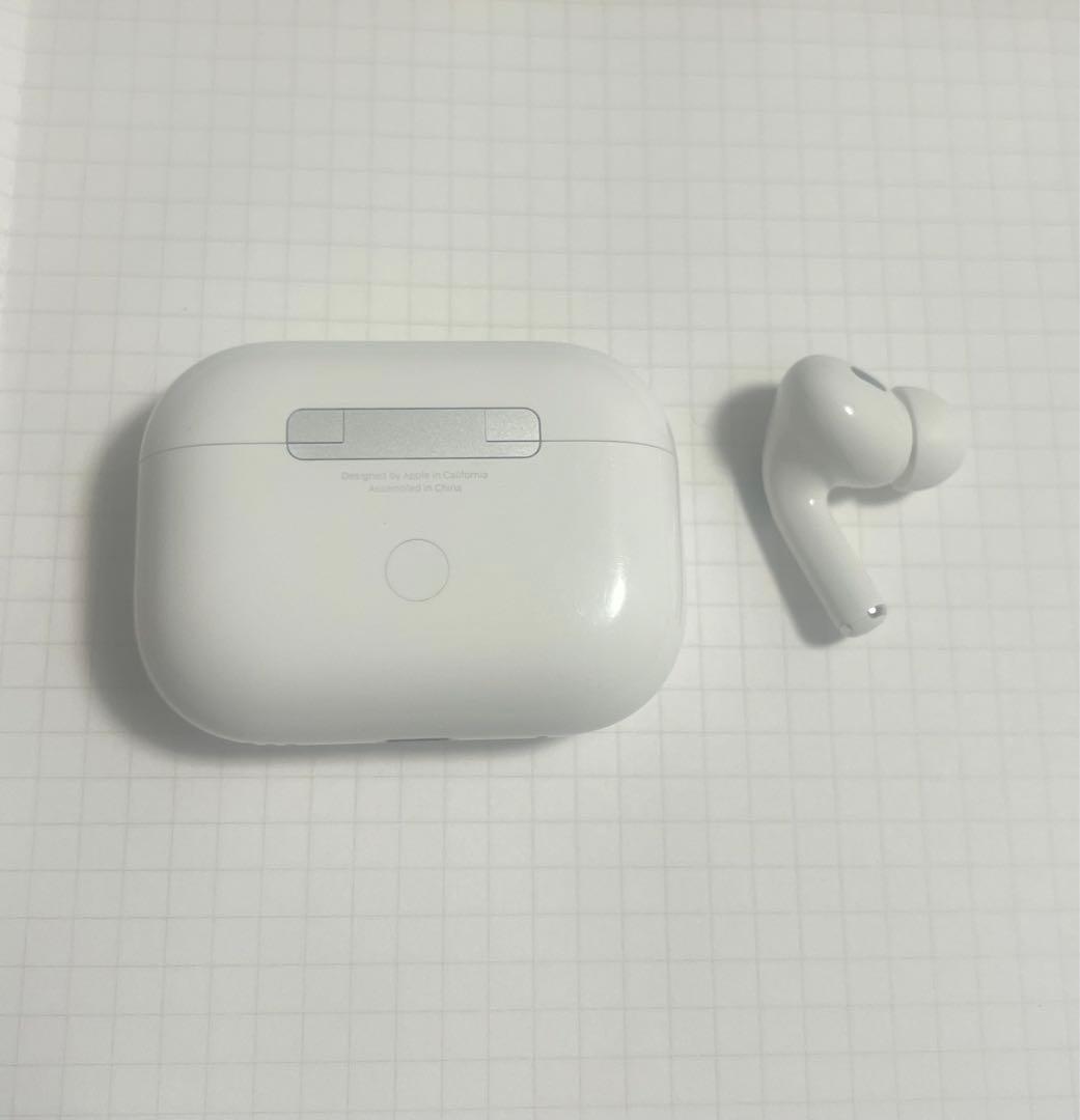 （Lightning）付きAirPods Pro（第2世代）　左