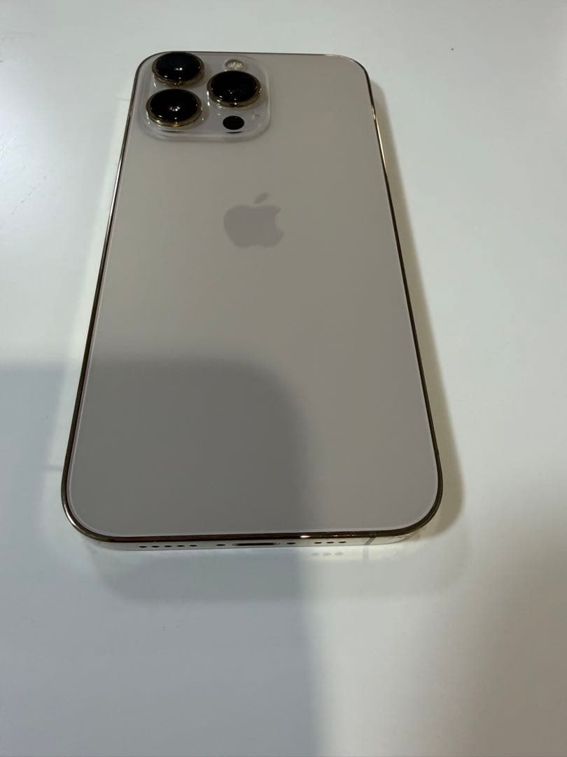 Apple iPhone 13 Pro 256GB、SIMフリー、ゴールド