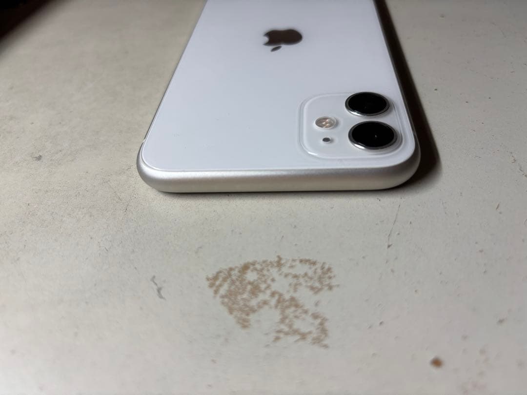 iPhone11 ホワイト 64GB