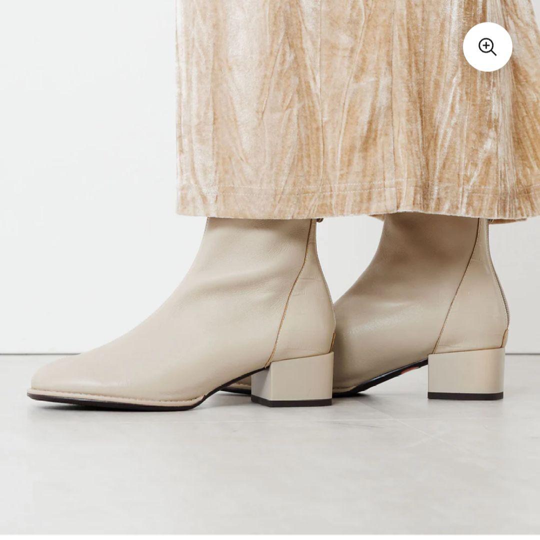 新品未使用】卑弥呼23.5型押しコンビストレッチブーツ本革アイボリーHIMIKO