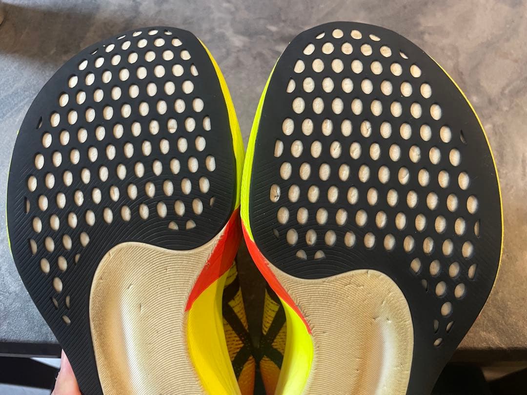 メタスピードエッジパリ 25.5cm