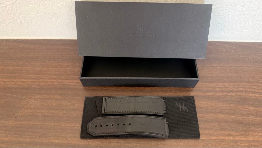 ⭐️正規品HUBLOT ビッグ・バン 44mm純正アリゲーター×ラバーベル黒中古♪
