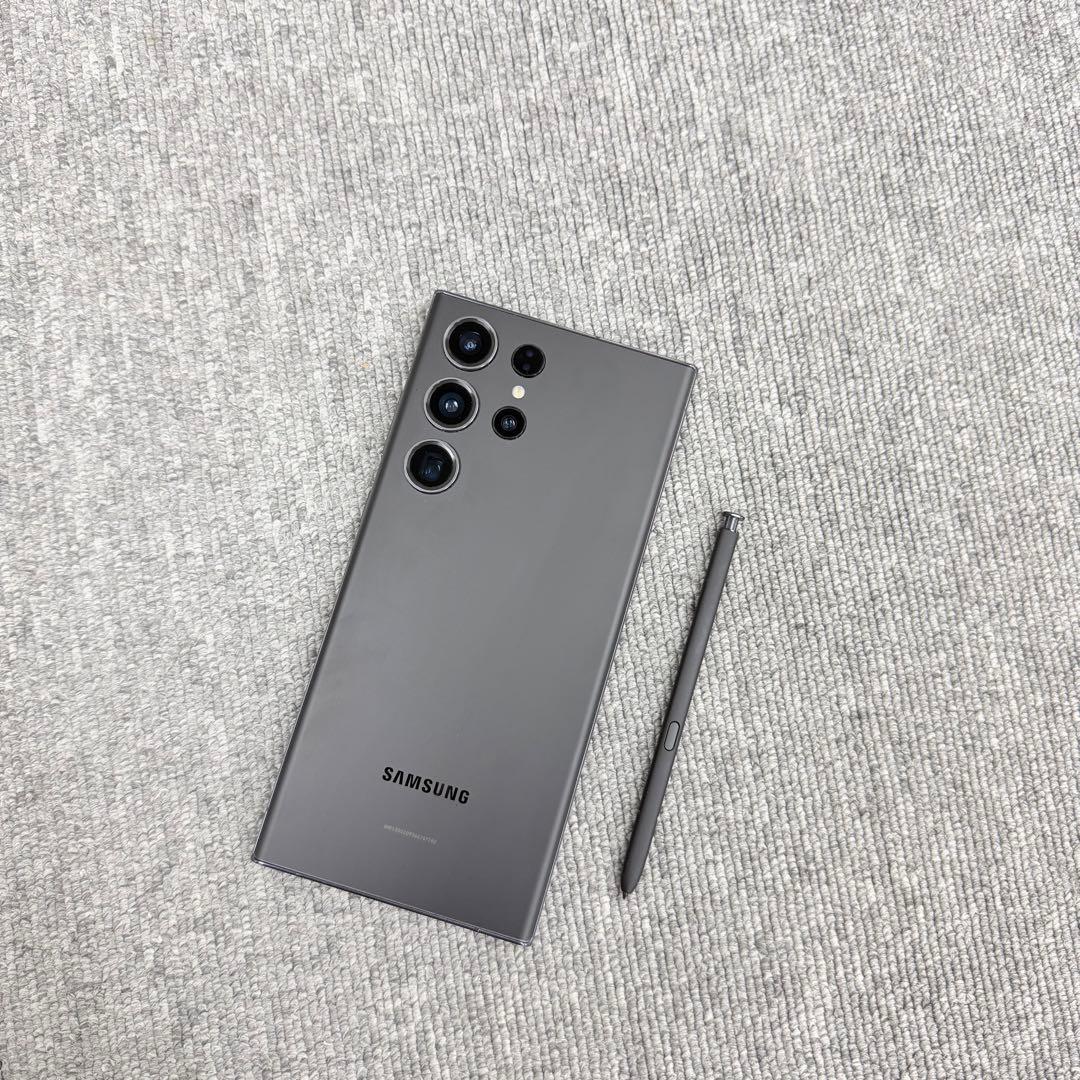 Samsung GalaxyS23Ultra 256GBブラック SIM フリ－