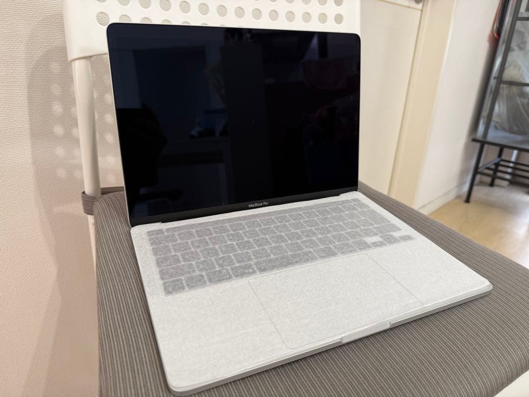 「極美品」Apple MacBook Pro 13インチ 1TB A2251