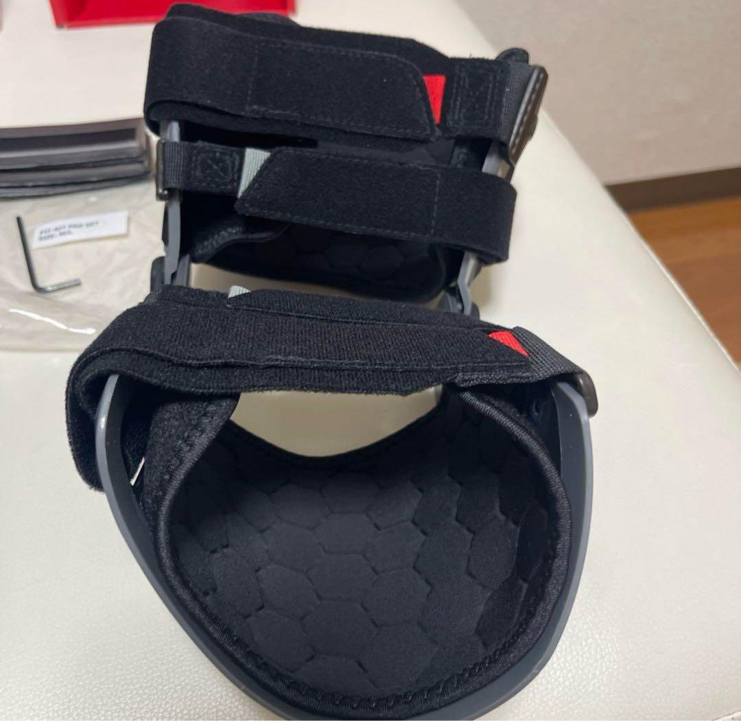 マクダビッド (McDavid) M4200右膝サポーター　Lサイズ 未使用