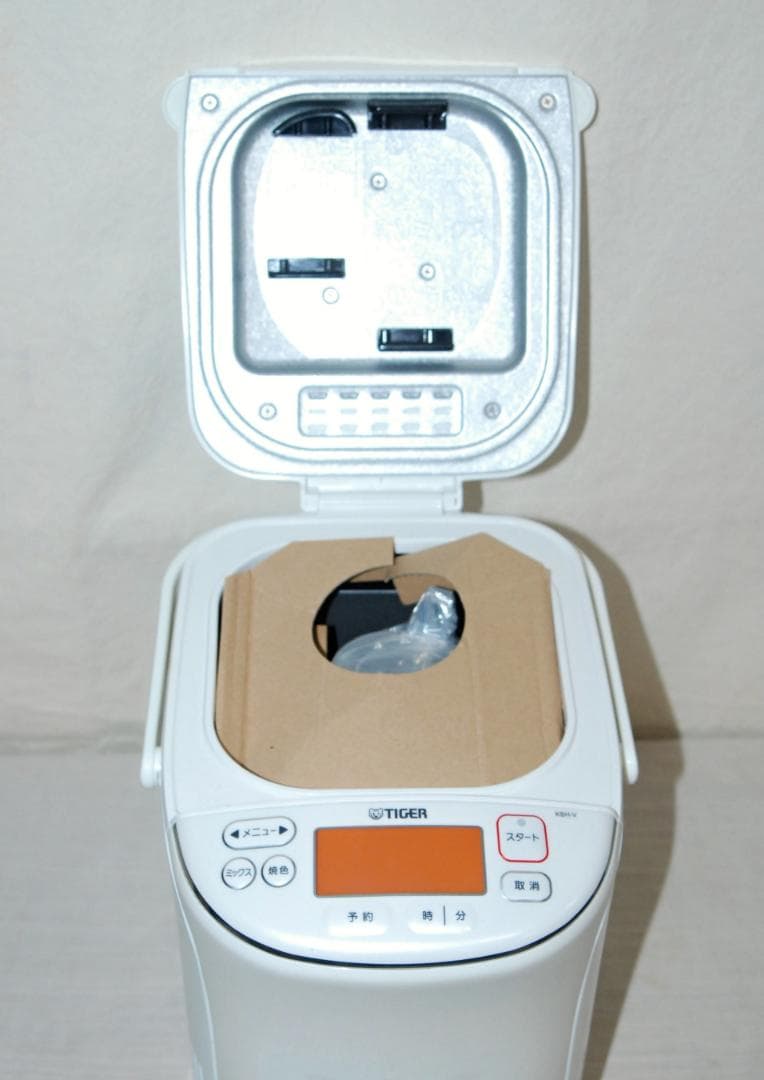 未使用品 タイガー ホームベーカリー 「やきたて」 KBH-V100-W